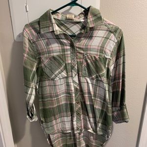 Plaid quarter length shirt